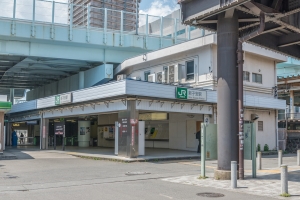 ビューポリスの周辺施設：新子安駅