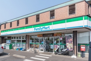 プランヴェール横浜三ツ境の周辺施設：ファミリーマートサンズ二ツ橋店