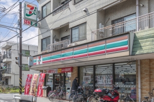 プランヴェール等々力緑地の周辺施設：セブンイレブン川崎神地店
