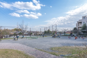 ネクサスガーデン  ブライトテラスの周辺施設：戸塚公園