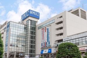 Brillia Tower 所沢ロジュマンの周辺施設：西武所沢店