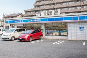 Brillia 青葉荏田の周辺施設：ローソン青葉荏田店