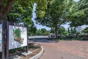 Brillia e-SQUARE の周辺施設：南河原公園