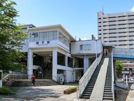 Brillia City 横浜磯子の周辺施設：磯子駅