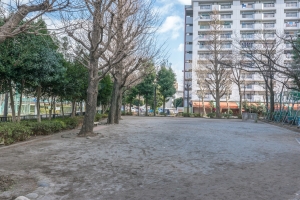 オーベル調布国領レジデンスの周辺施設：くすのき第1児童遊園