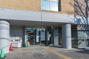クレヴィア蘆花公園 の周辺施設：世田谷区立柏谷図書館