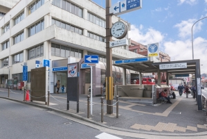 東建ニューハイツ港南中央の周辺施設：港南中央駅