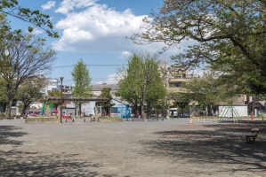 サンハイツ川崎の周辺施設：市場公園