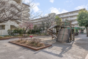 東建金町マンションの周辺施設：柴原児童遊園
