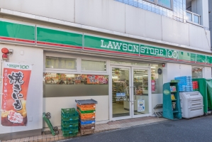 東建柏木マンションの周辺施設：ローソンストア100新宿百人町四丁目店