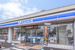 Brillia 横浜仲町台の周辺施設：ローソン都築茅ヶ崎二丁目店
