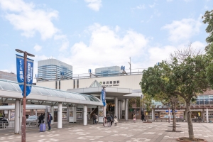 パティオス２１番街の周辺施設：海浜幕張駅