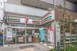 Brillia レジデンス調布国領町の周辺施設：セブンイレブン調布布田駅前店
