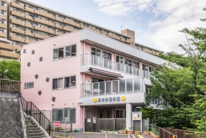 Brillia 横浜鶴ヶ峰の周辺施設：あゆみ保育園