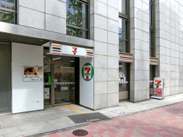 Brillia 日本橋三越前の周辺施設：セブン-イレブン日本橋本町３丁目店