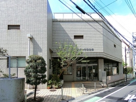 Brillia Tower 代々木公園 CLASSYの周辺施設：富ヶ谷図書館