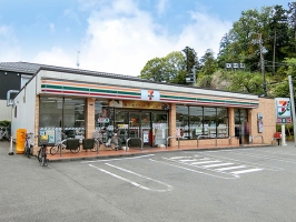 Brillia 向ヶ丘遊園の周辺施設：セブン-イレブン川崎枡形６丁目店