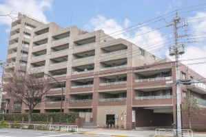 エムステージ・イースティア