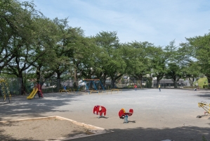 ファーロMの周辺施設:町田中央公園