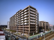 外観南東面 外観南東面