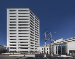 Brillia 高槻摂津富田駅前