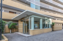 エントランス エントランス