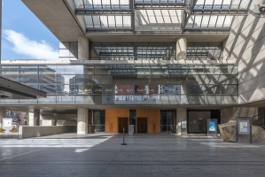 東建参宮橋マンションの周辺施設:新国立劇場