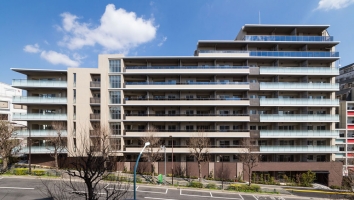 Brillia 早稲田諏訪通り